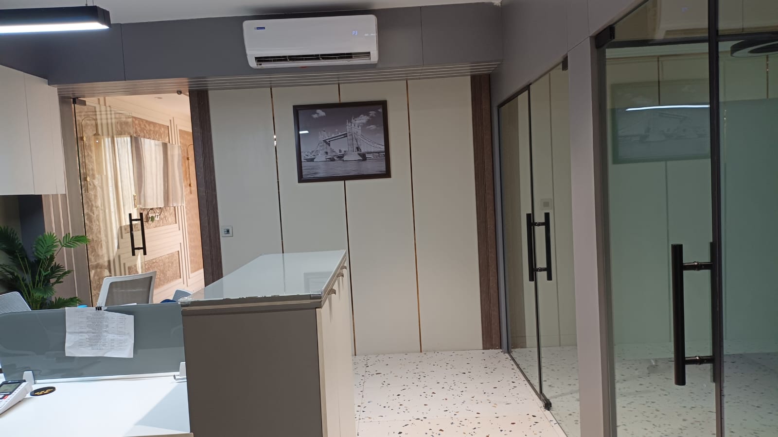Office interior 17
